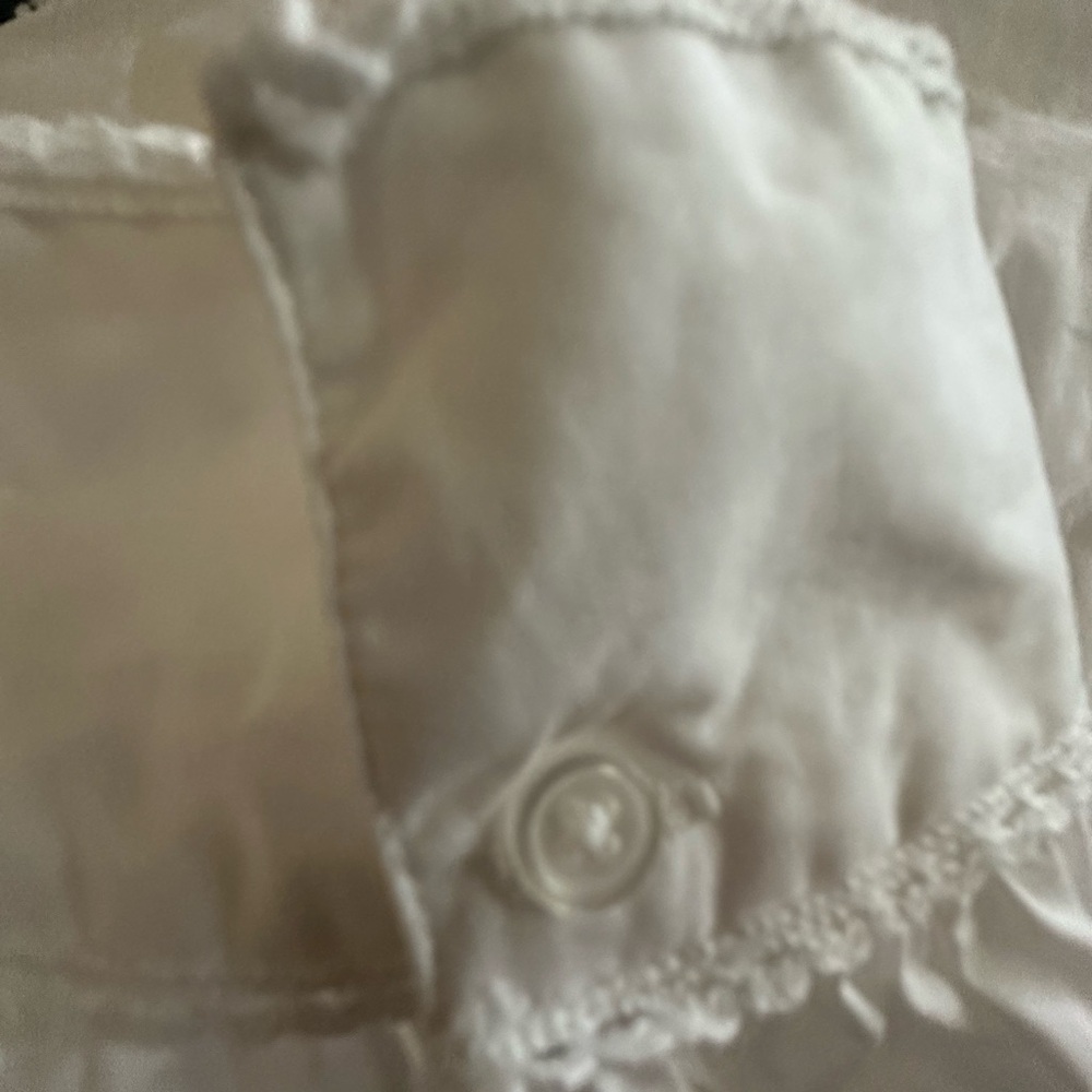 French Connection White Blouse with Scalloped Edges NWOT only washed never worn - Picture 4 of 9
